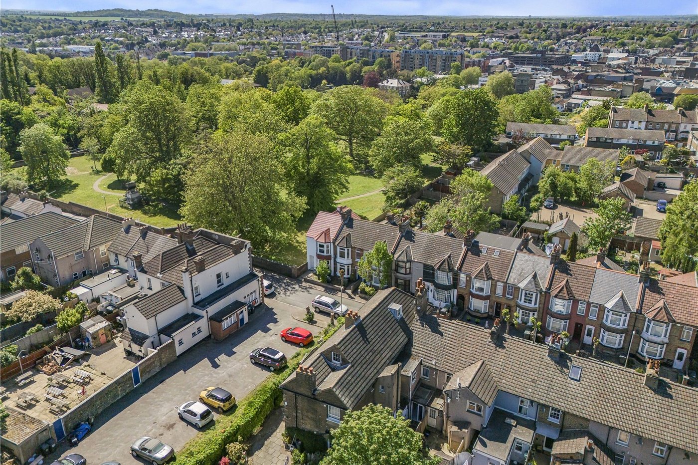 6 bedroom house for sale in Dartford | Robinson Jackson