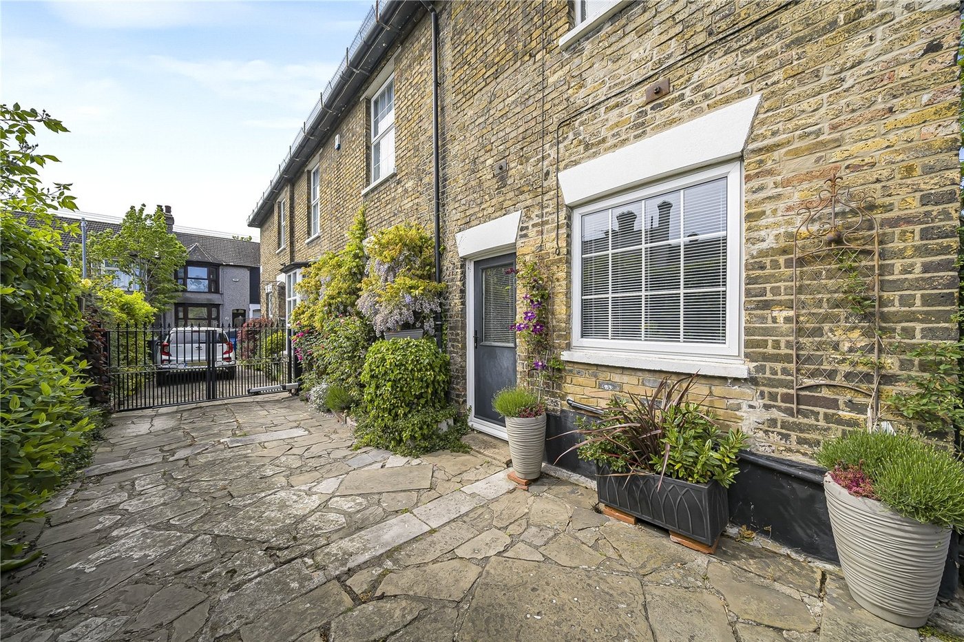 6 bedroom house for sale in Dartford | Robinson Jackson