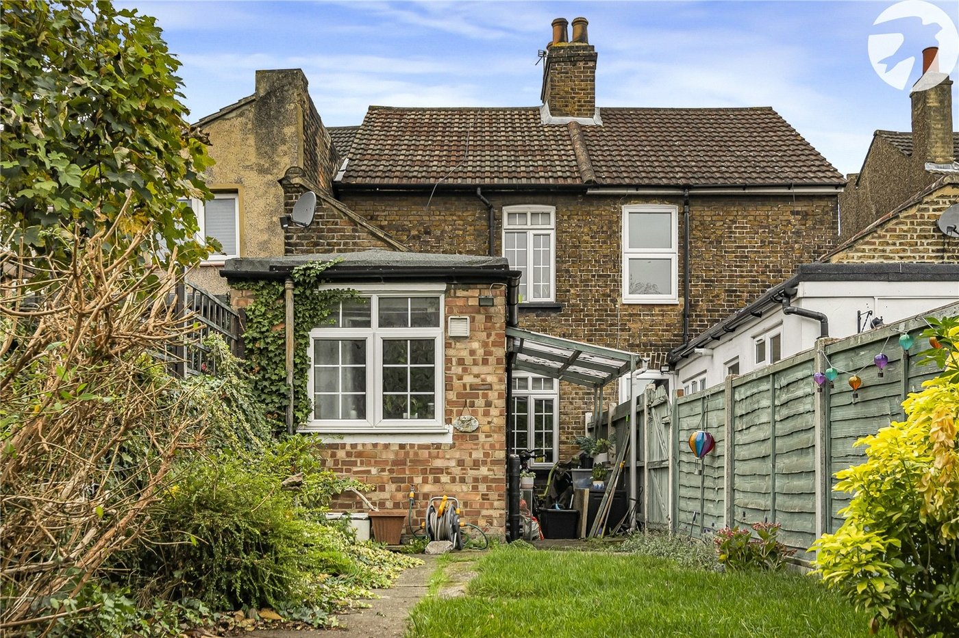 2 bedroom house for sale in Dartford | Robinson Jackson