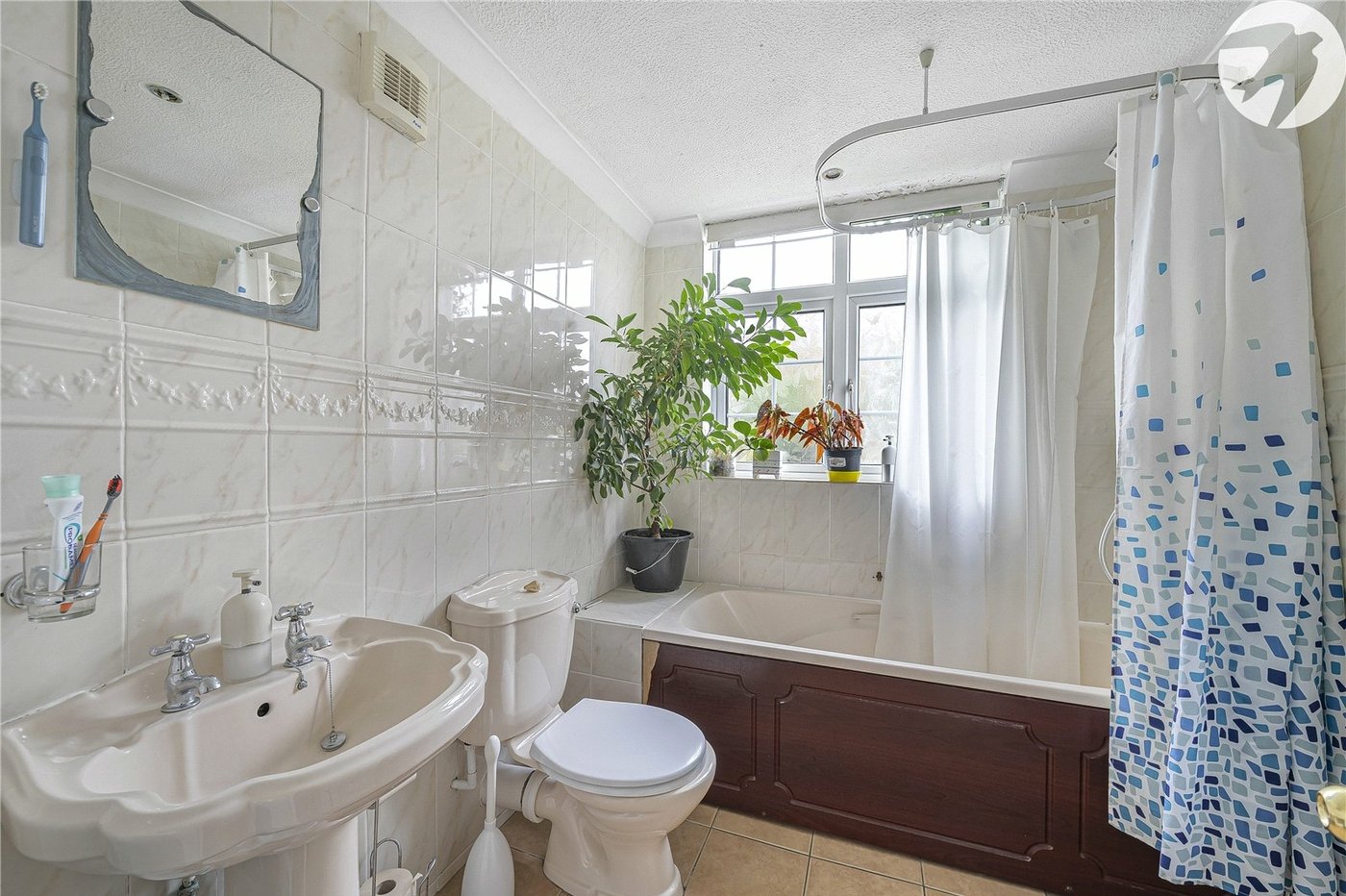 2 bedroom house for sale in Dartford | Robinson Jackson