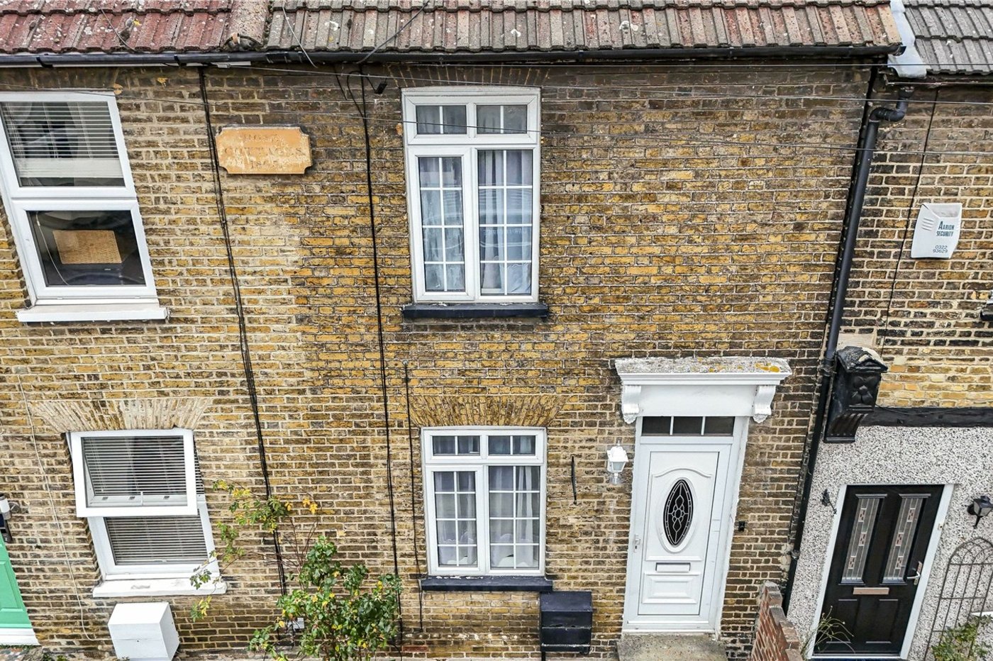 2 bedroom house for sale in Dartford | Robinson Jackson