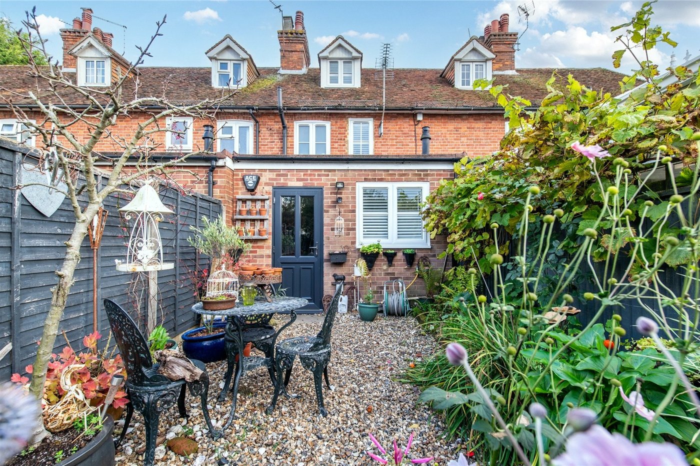 2 bedroom house for sale in Green Lane | Robinson Michael & Jackson