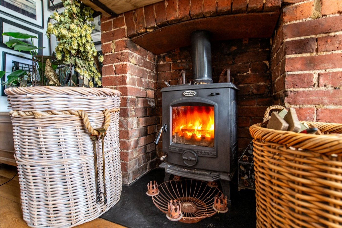 2 bedroom house for sale in Green Lane | Robinson Michael & Jackson