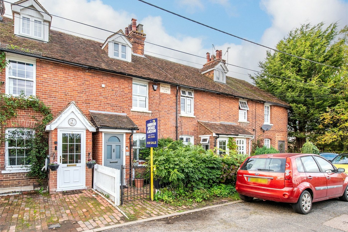 2 bedroom house for sale in Green Lane | Robinson Michael & Jackson