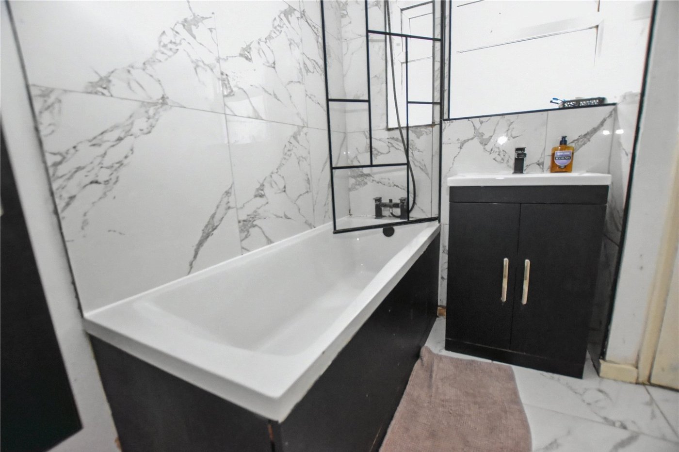 2 bedroom property for sale in Bexleyheath | Robinson Jackson