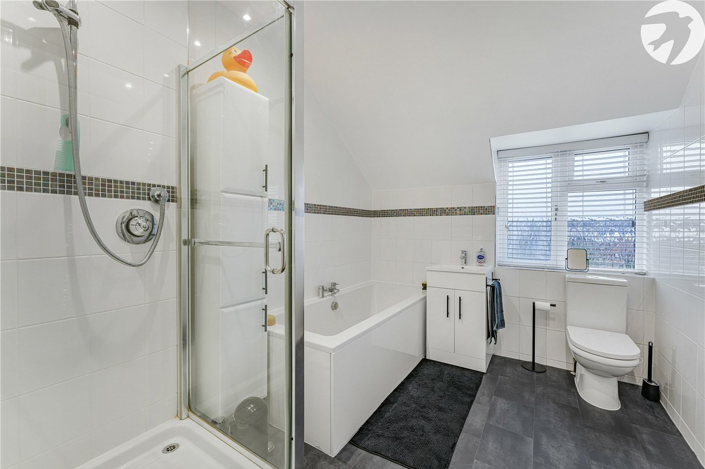 2 bedroom house for sale in Crayford | Robinson Jackson
