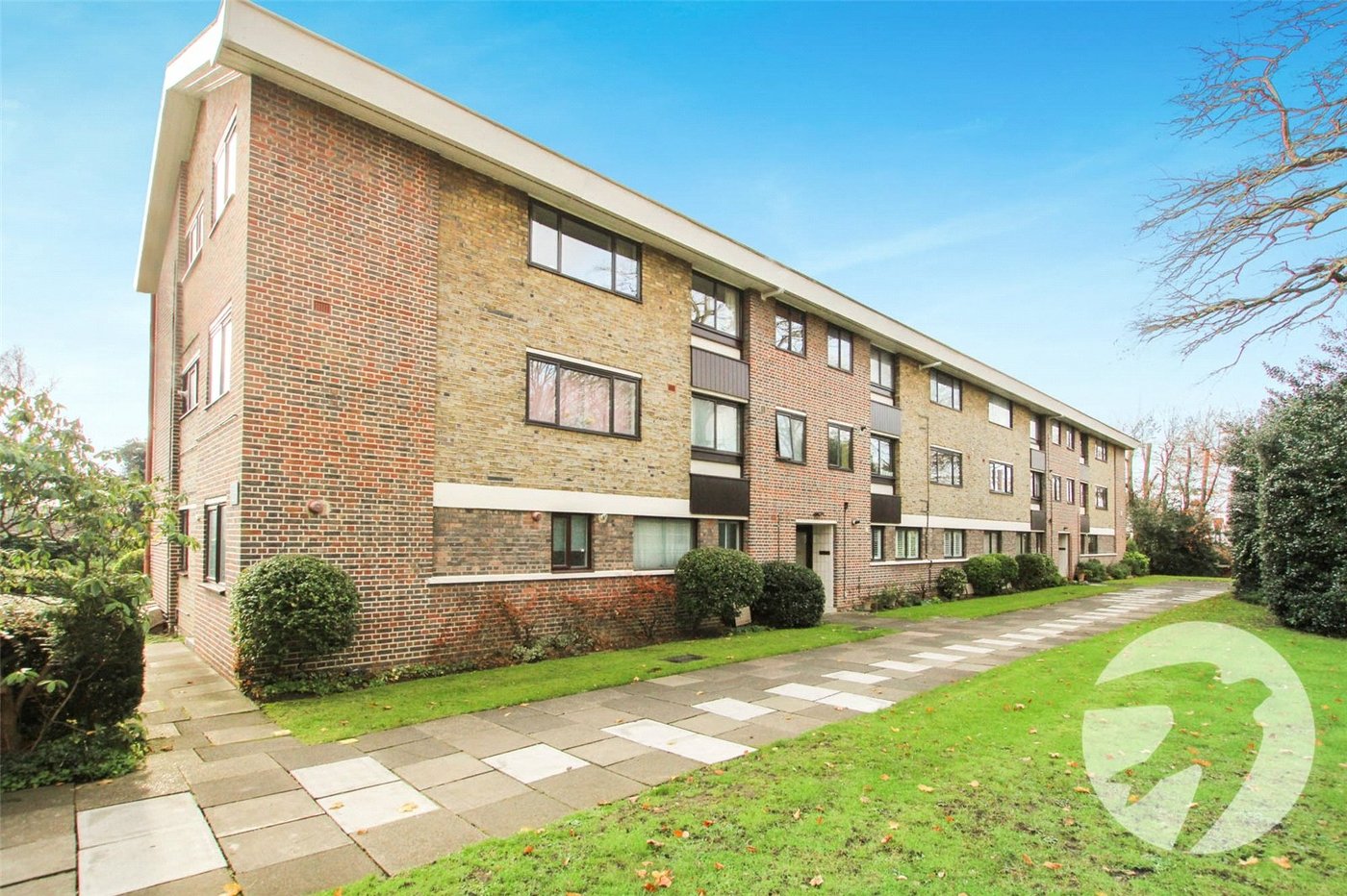 2 bedroom property for sale in London | Robinson Jackson