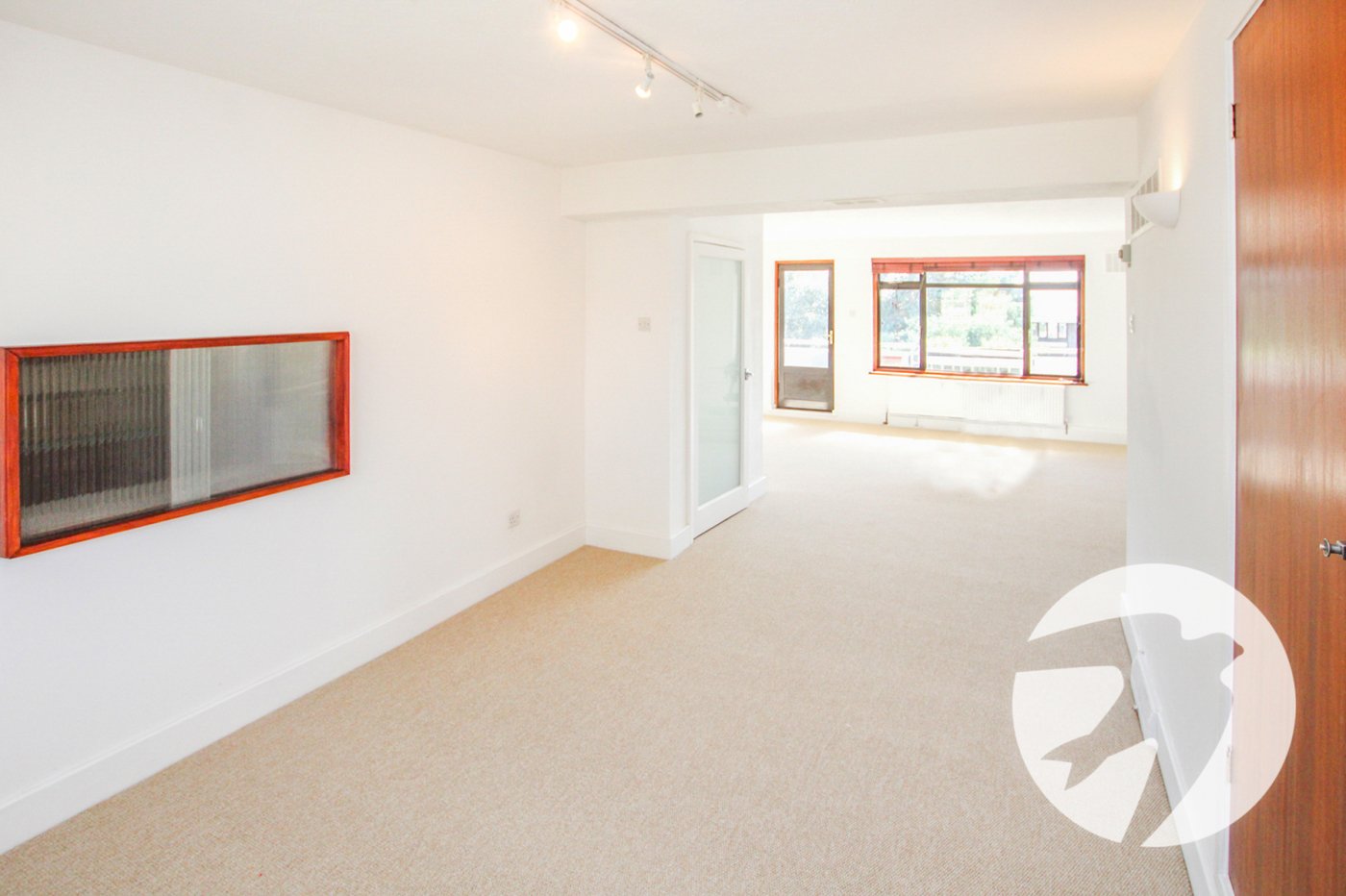 2 bedroom property for sale in London | Robinson Jackson