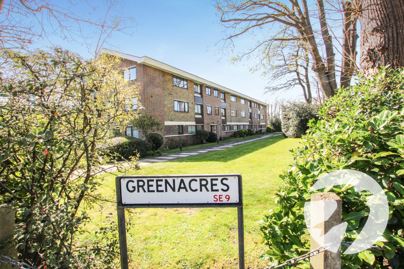 2 bedroom property for sale in London | Robinson Jackson