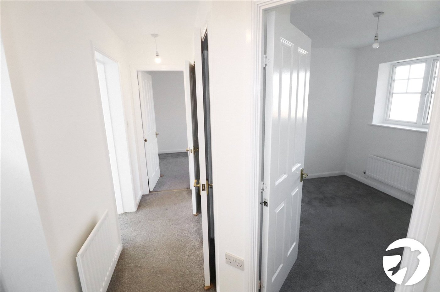 2 bedroom property for sale in London | Robinson Jackson