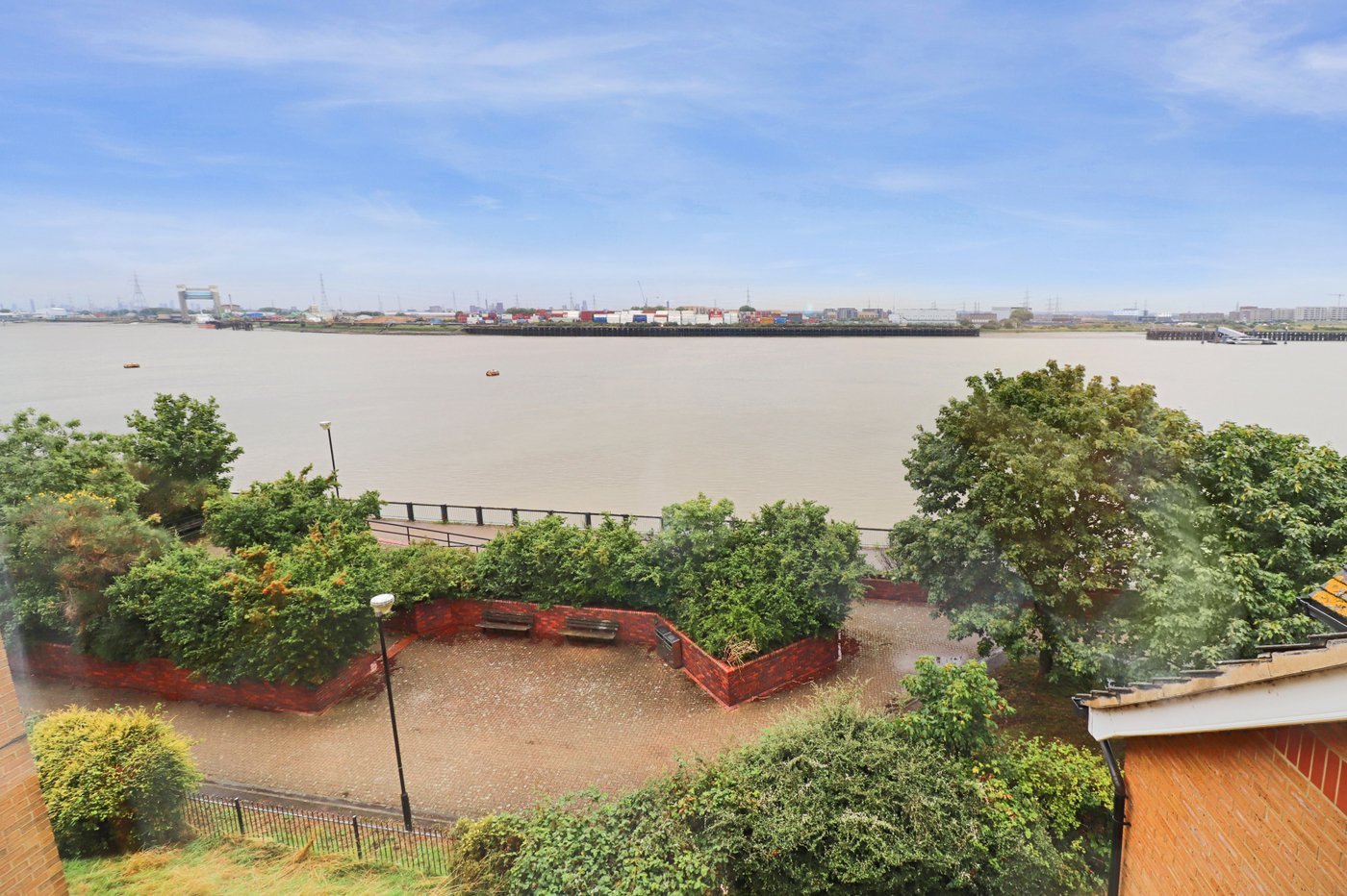 Property for sale in Thamesmead, SE28 Robinson Jackson