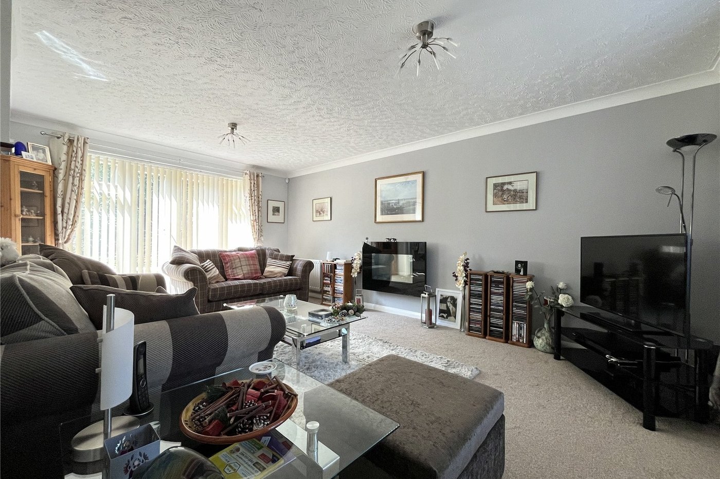 4 bedroom house for sale in Walderslade | Robinson Michael & Jackson