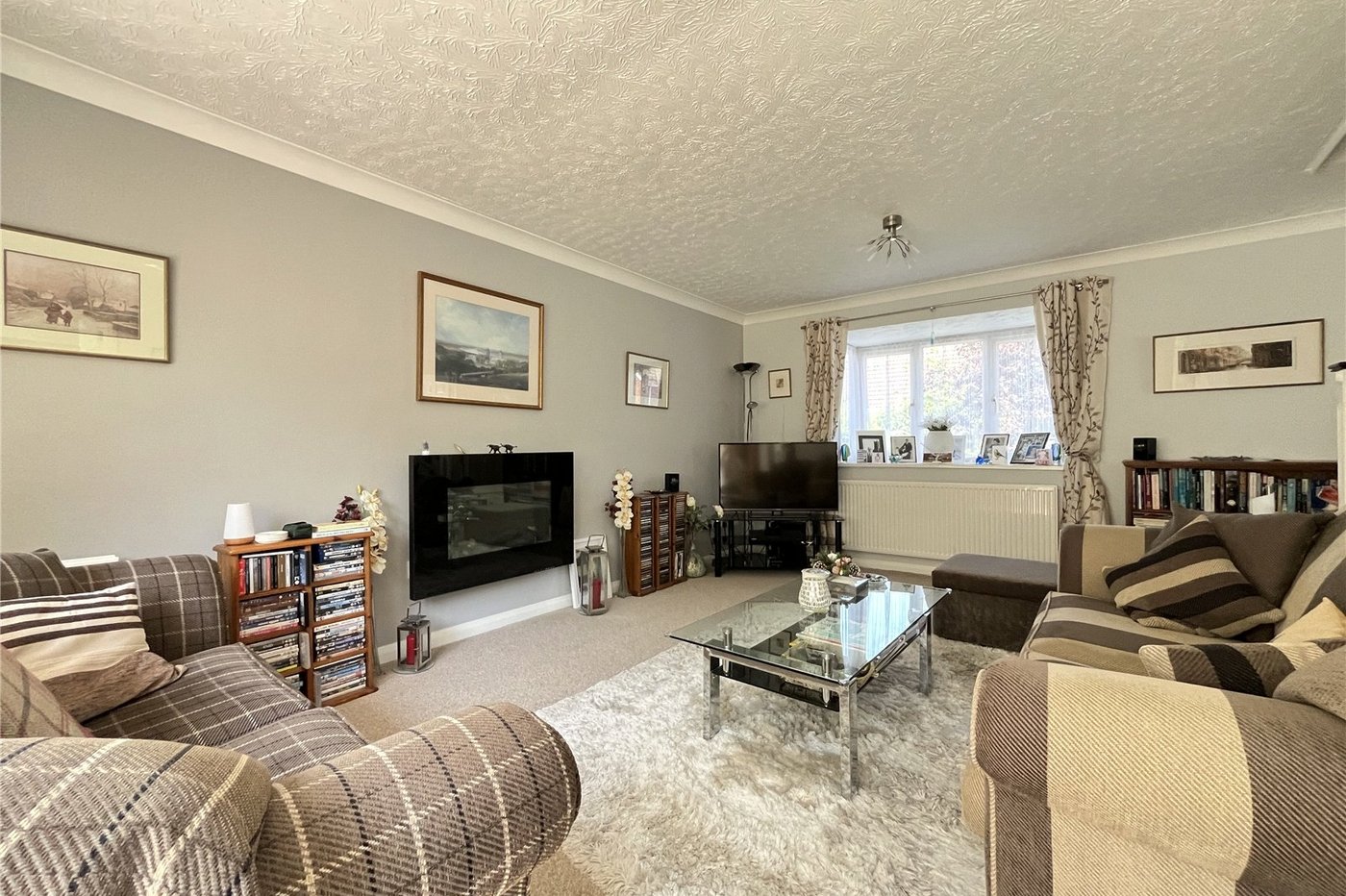 4 bedroom house for sale in Walderslade | Robinson Michael & Jackson