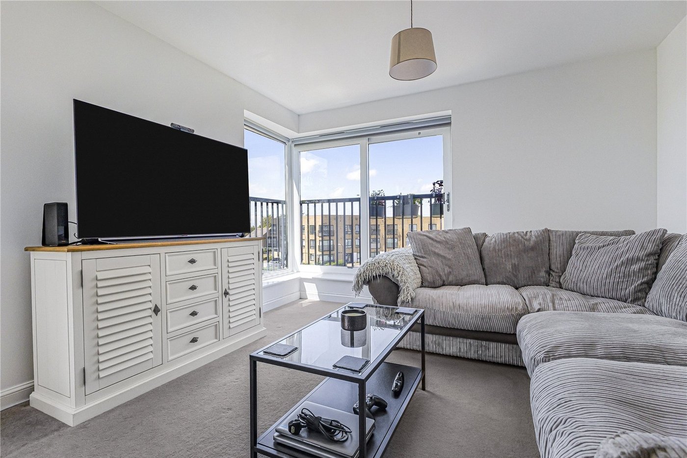 1 bedroom property for sale in Westwood | Robinson Michael & Jackson