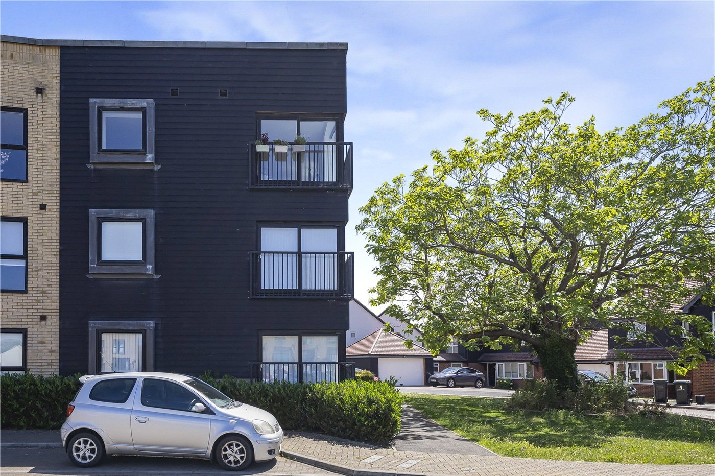 1 bedroom property for sale in Westwood | Robinson Michael & Jackson