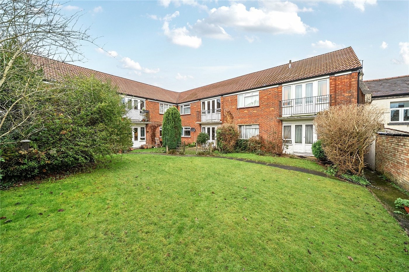 2 bedroom property for sale in 3 Westwood Hill | Robinson Jackson