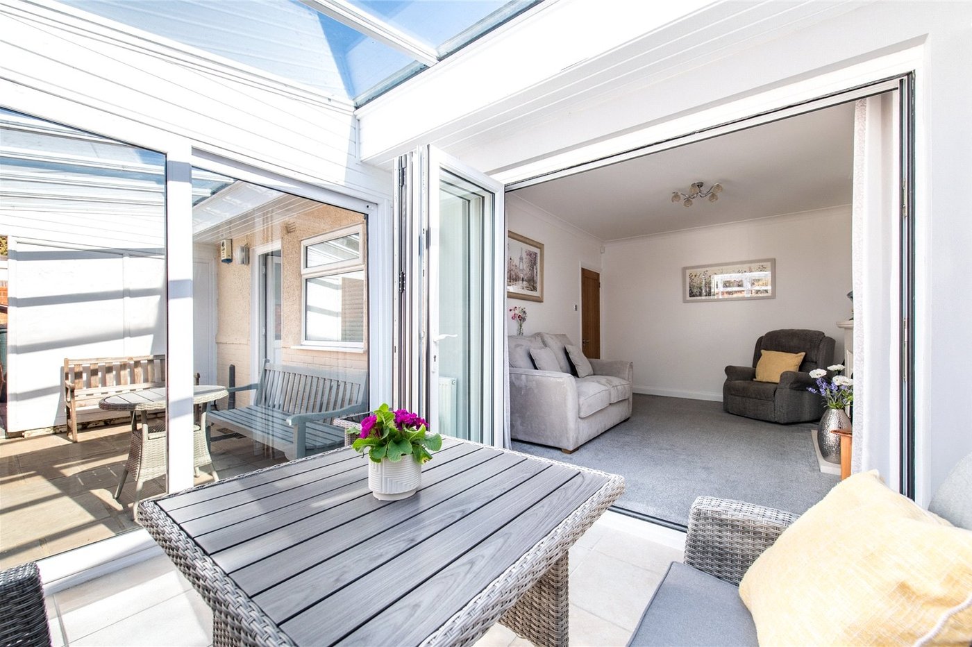 2 bedroom bungalow for sale in Weavering | Robinson Michael & Jackson