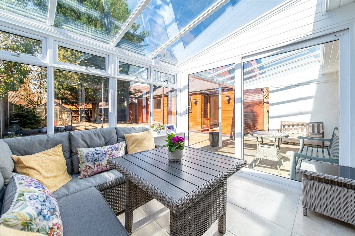 2 bedroom bungalow for sale in Weavering | Robinson Michael & Jackson