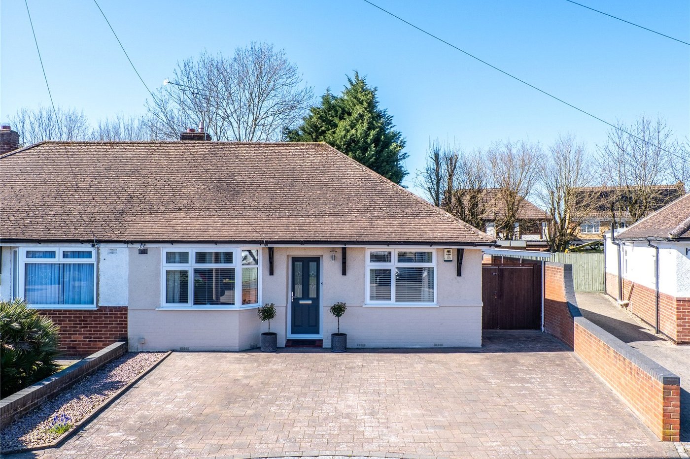 2 bedroom bungalow for sale in Weavering | Robinson Michael & Jackson