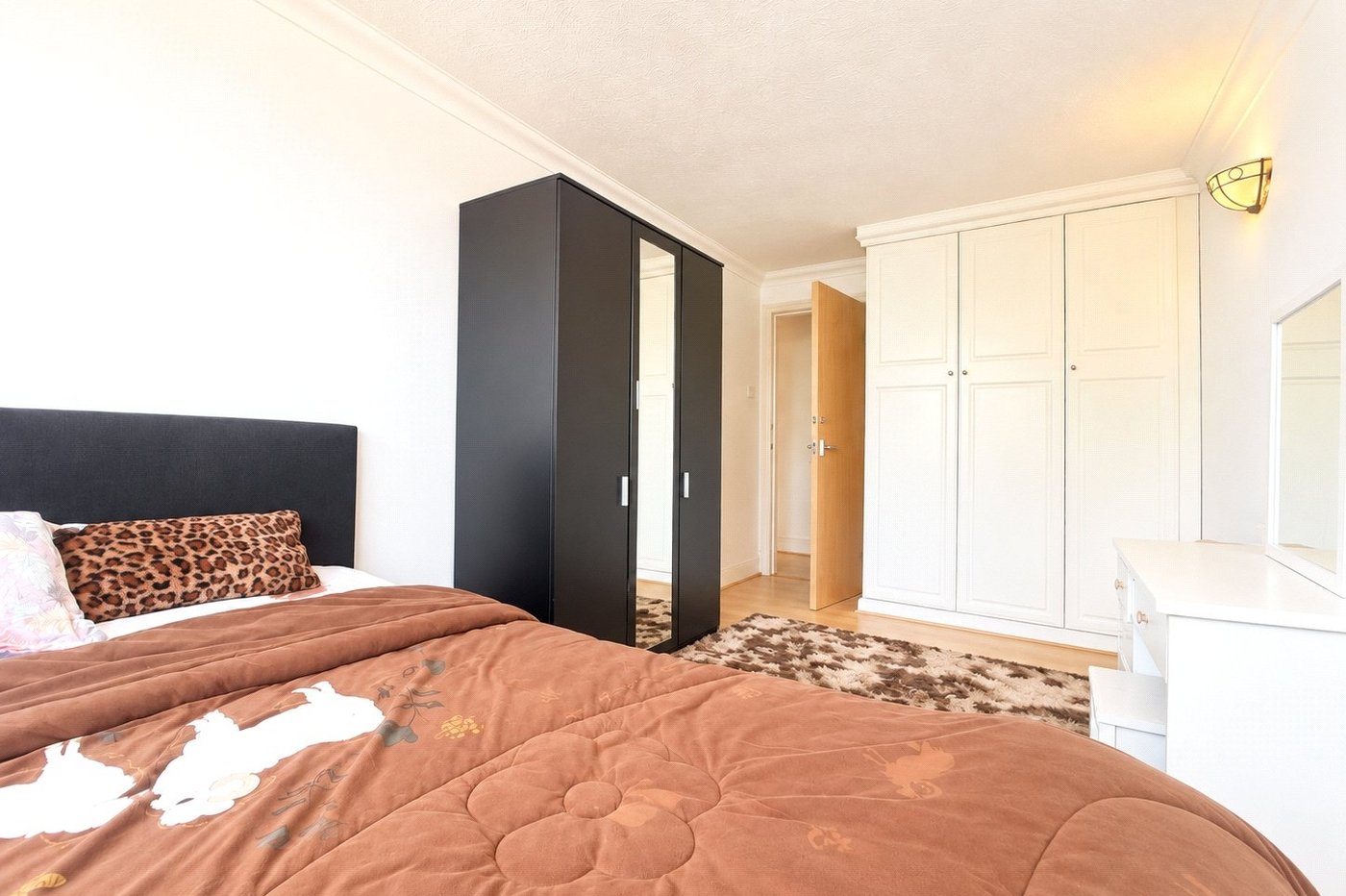 2 bedroom property for sale in Master Gunner Place | Robinson Jackson