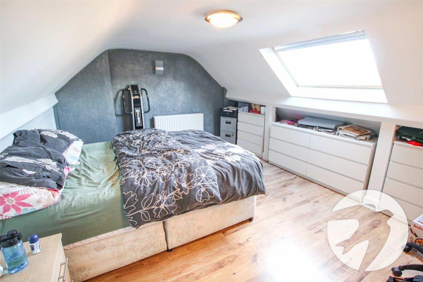 4 bedroom house for sale in London | Robinson Jackson