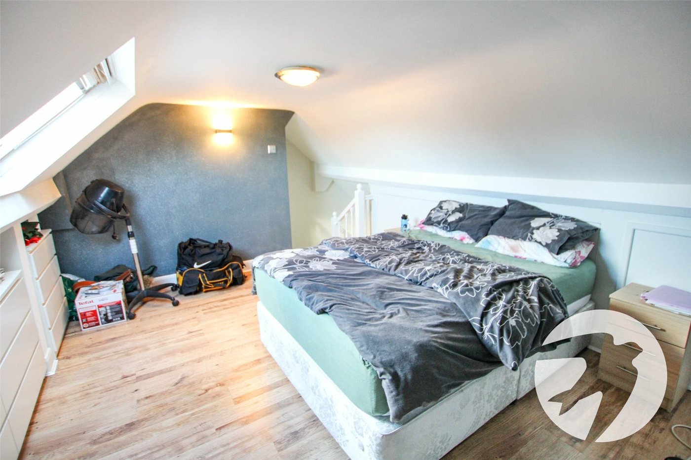 4 bedroom house for sale in London | Robinson Jackson