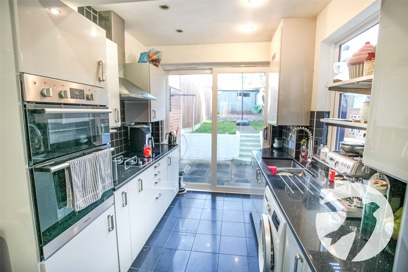 4 bedroom house for sale in London | Robinson Jackson