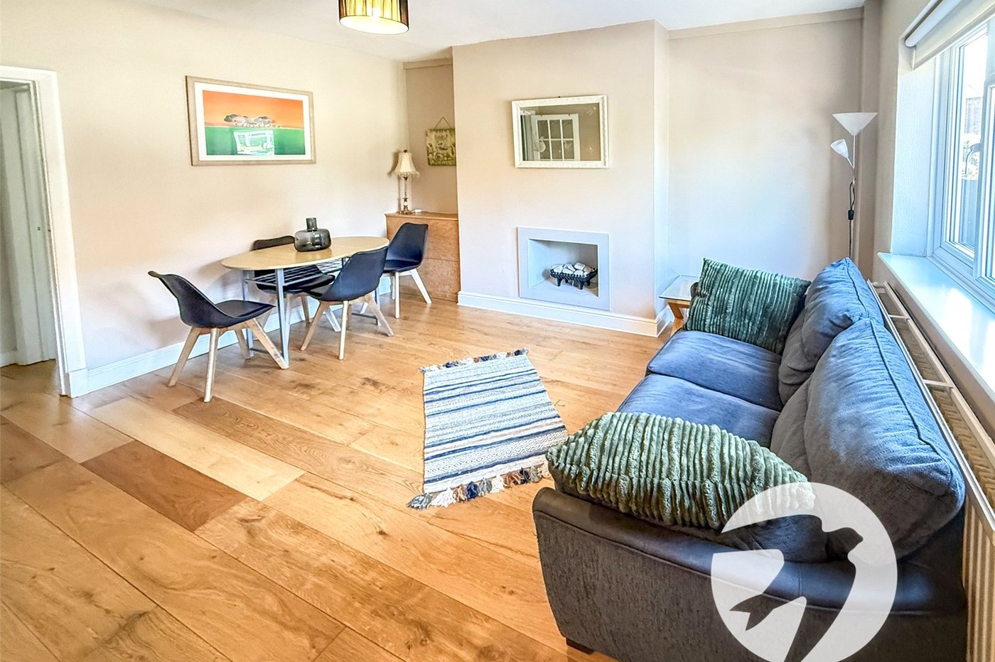3 bedroom house for sale in London | Robinson Jackson