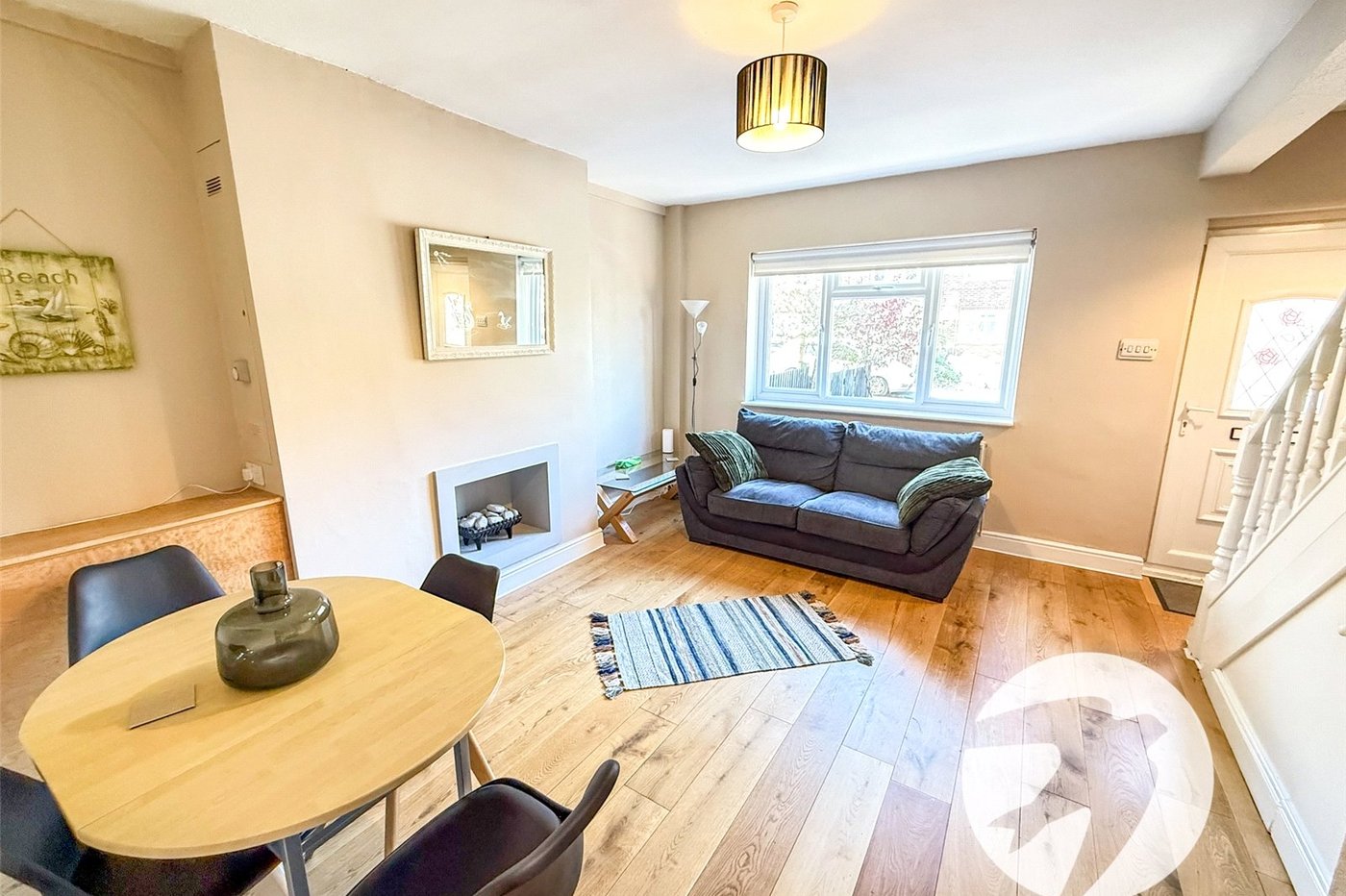 3 bedroom house for sale in London | Robinson Jackson