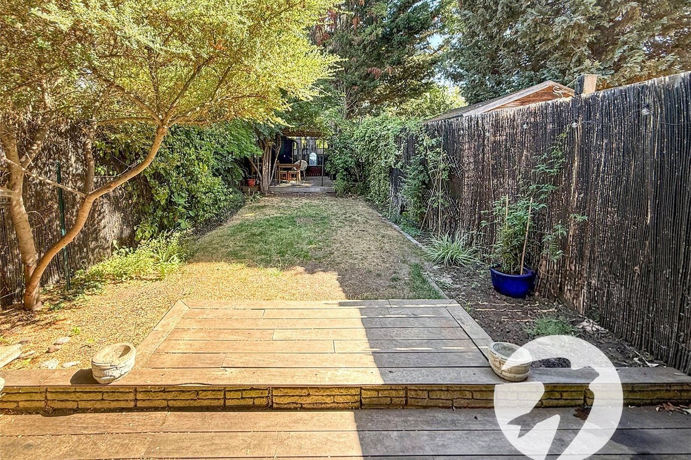 3 bedroom house for sale in London | Robinson Jackson