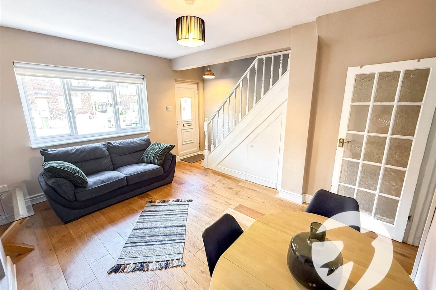 3 bedroom house for sale in London | Robinson Jackson