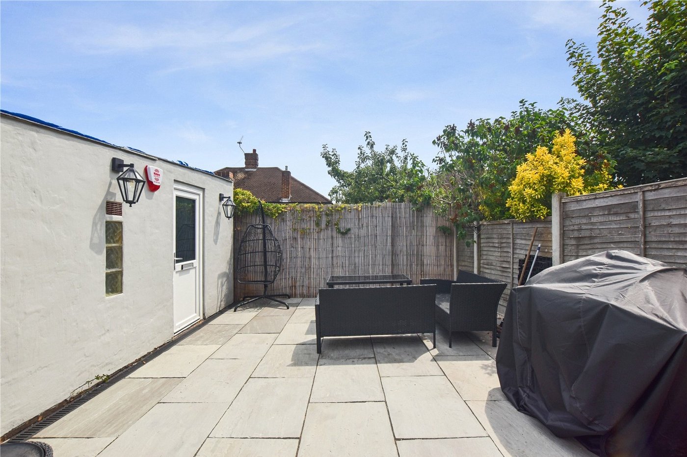 2 bedroom property for sale in Bexley | Robinson Jackson