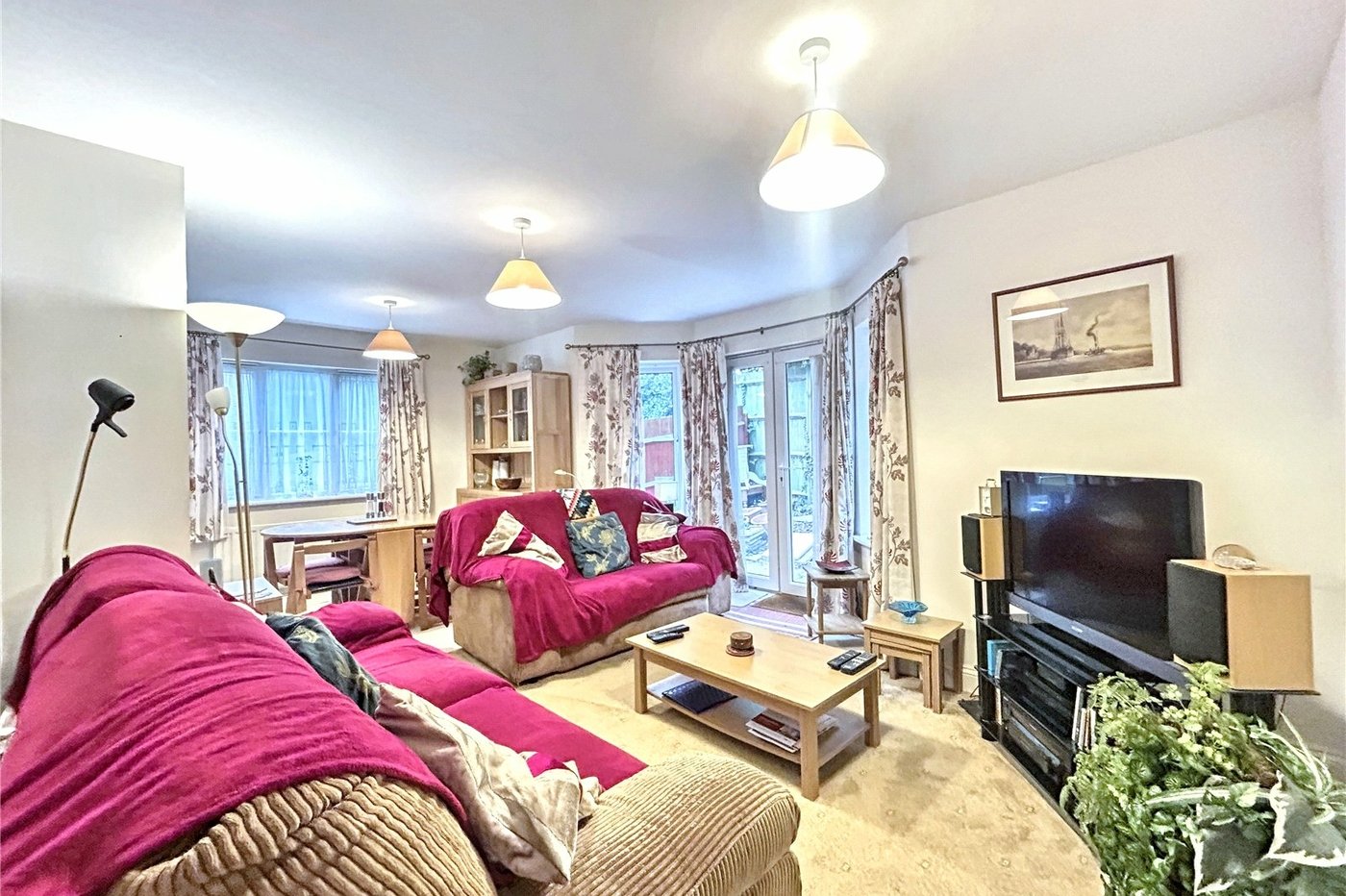 2 bedroom property for sale in Gillingham | Robinson Michael & Jackson