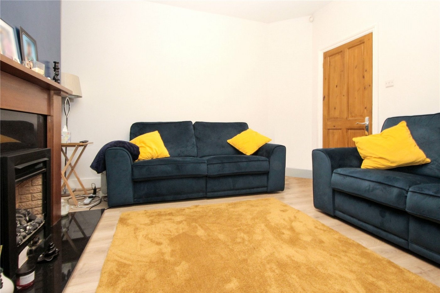 2 bedroom property for sale in London | Robinson Jackson