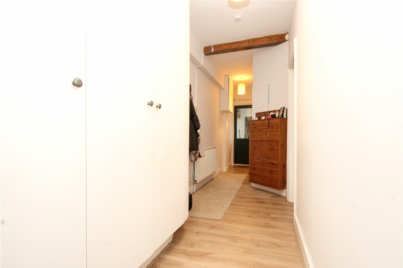 2 bedroom property for sale in London | Robinson Jackson