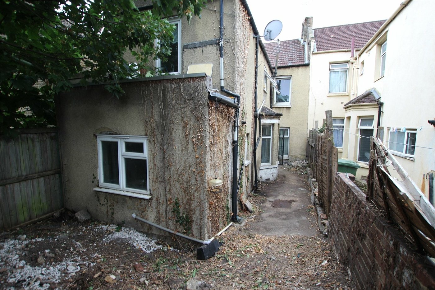 2 bedroom property for sale in Plumstead | Robinson Jackson