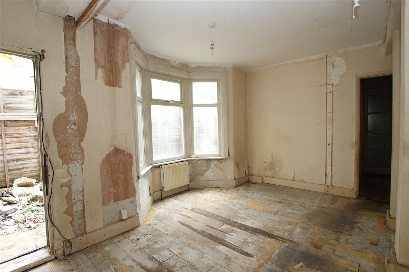 2 bedroom property for sale in Plumstead | Robinson Jackson