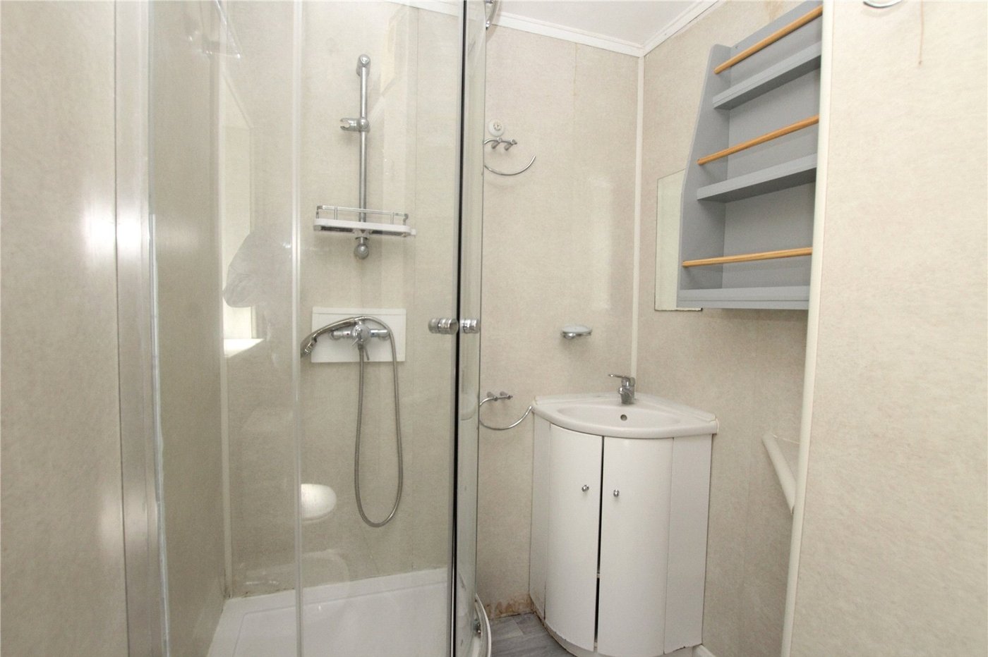 2 bedroom property for sale in Plumstead | Robinson Jackson