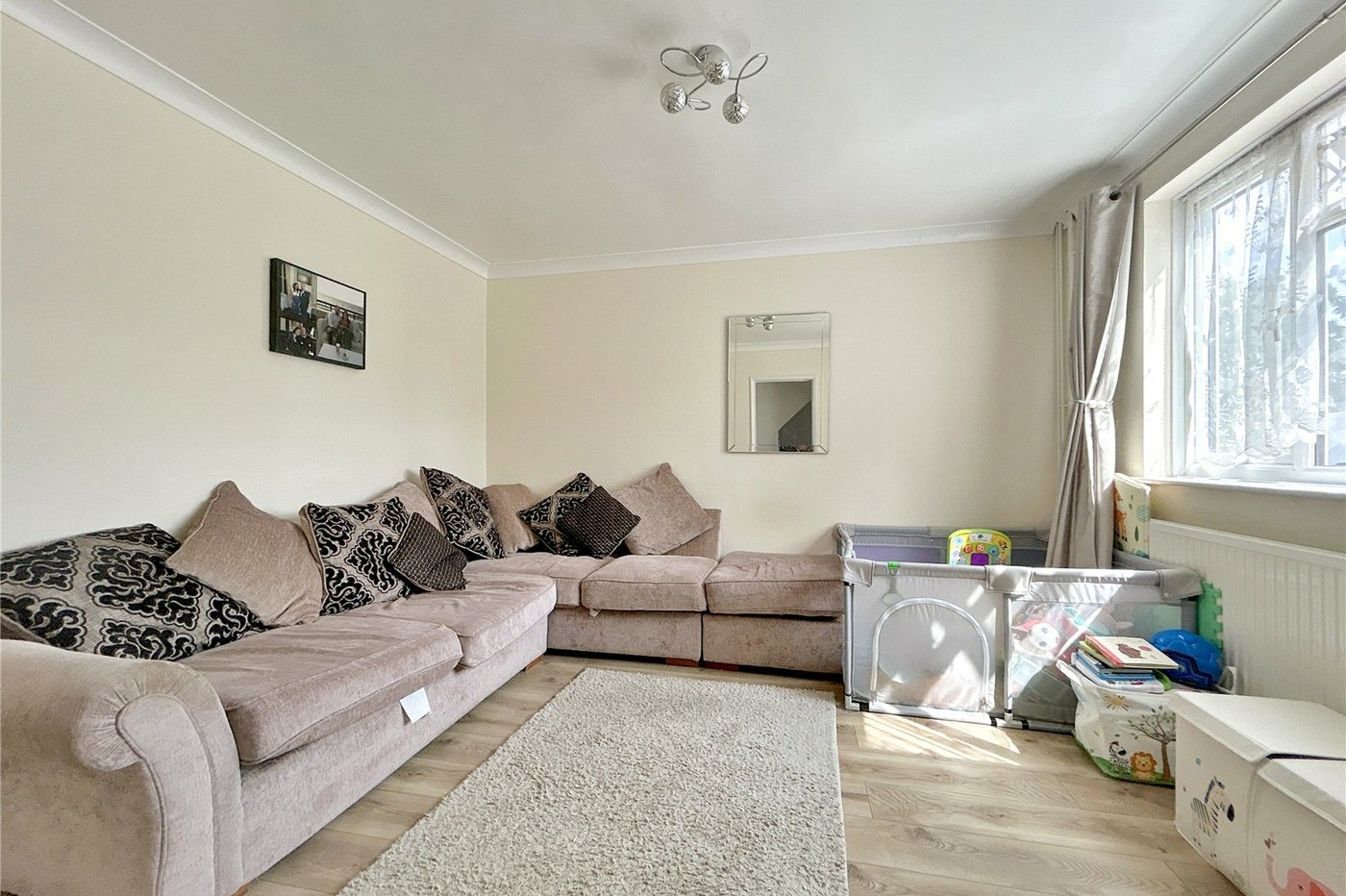 2 bedroom house to rent in Welling | Robinson Jackson