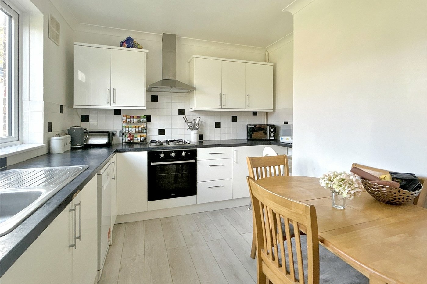 2 bedroom house to rent in Welling | Robinson Jackson