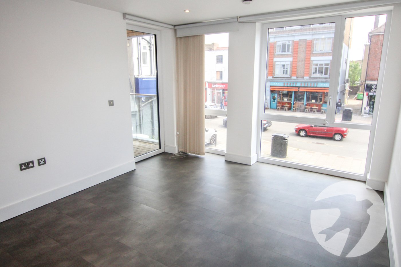 1 bedroom property for sale in London | Robinson Jackson