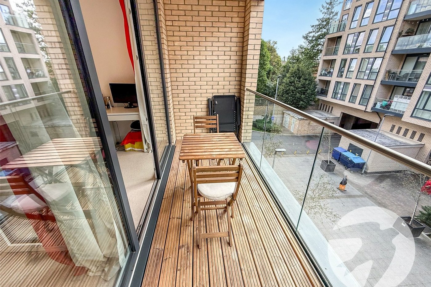 1 bedroom property for sale in London | Robinson Jackson