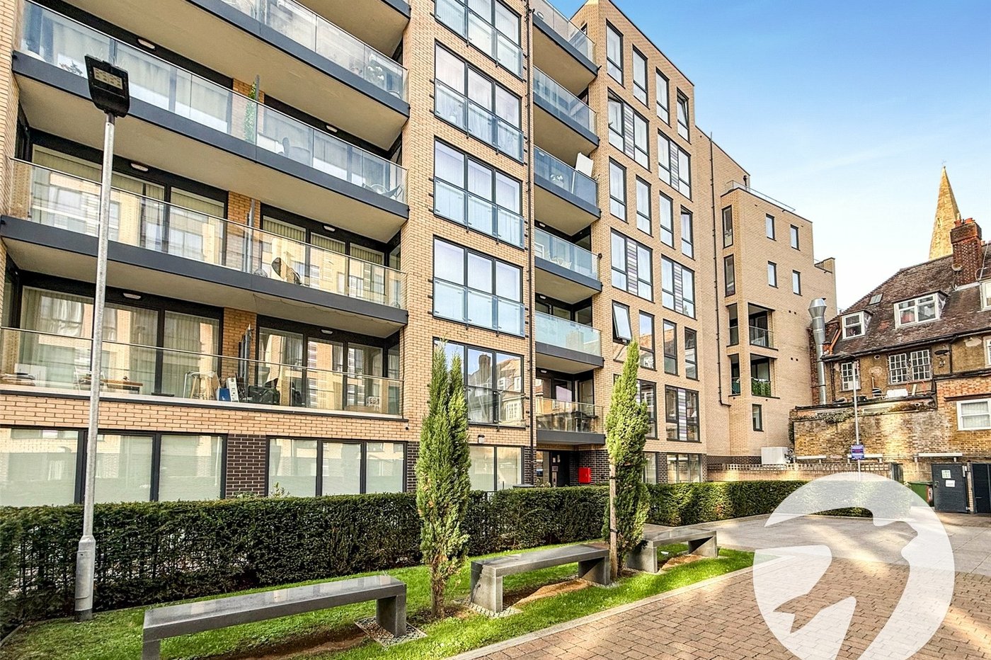 1 bedroom property for sale in London | Robinson Jackson