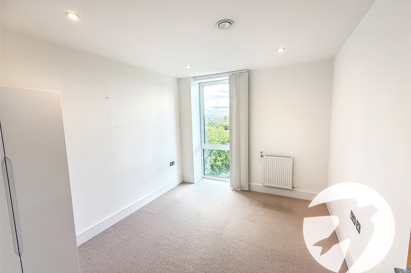2 bedroom property for sale in London | Robinson Jackson