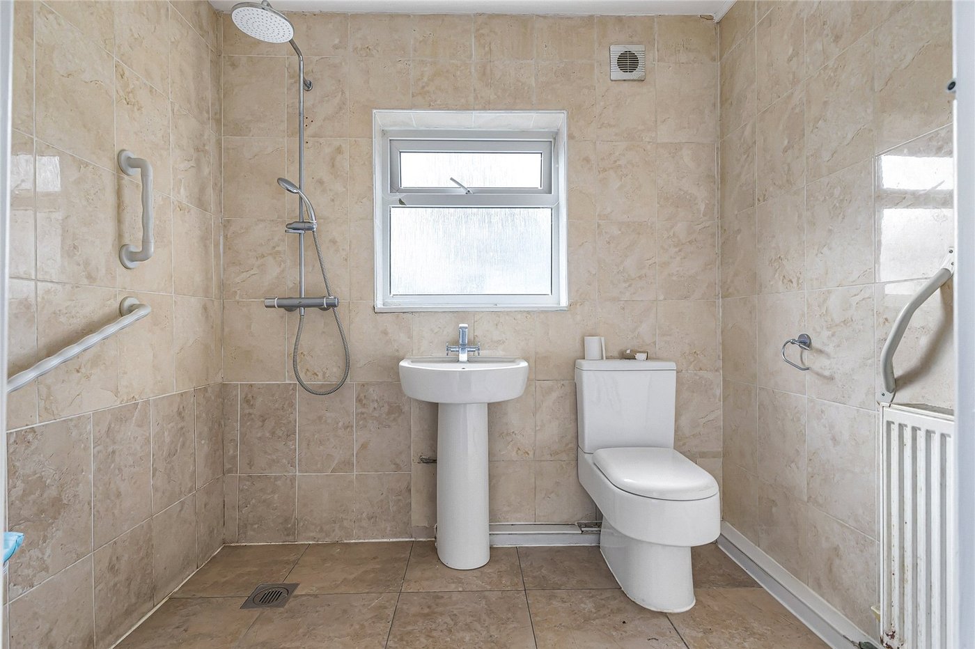 3 bedroom house for sale in Rochester | Robinson Michael & Jackson