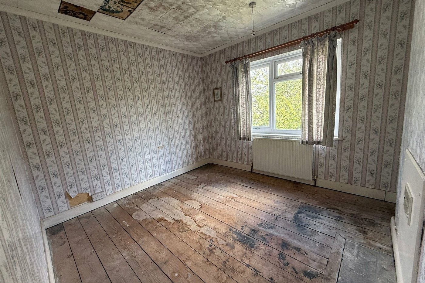 3 bedroom house for sale in Northfleet | Robinson Michael & Jackson