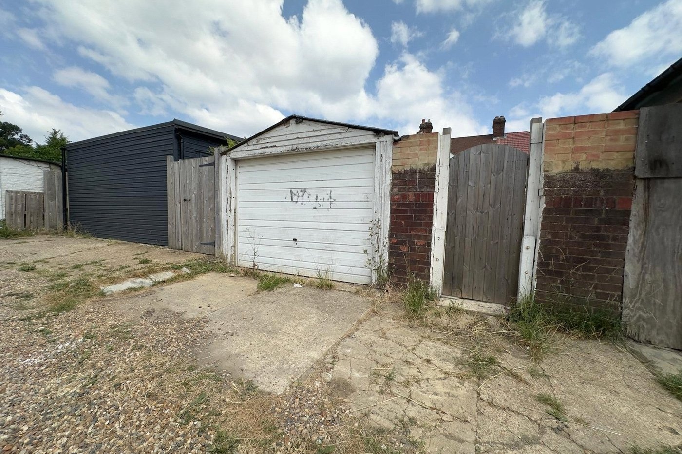 3 bedroom house for sale in Bromley | Robinson Jackson