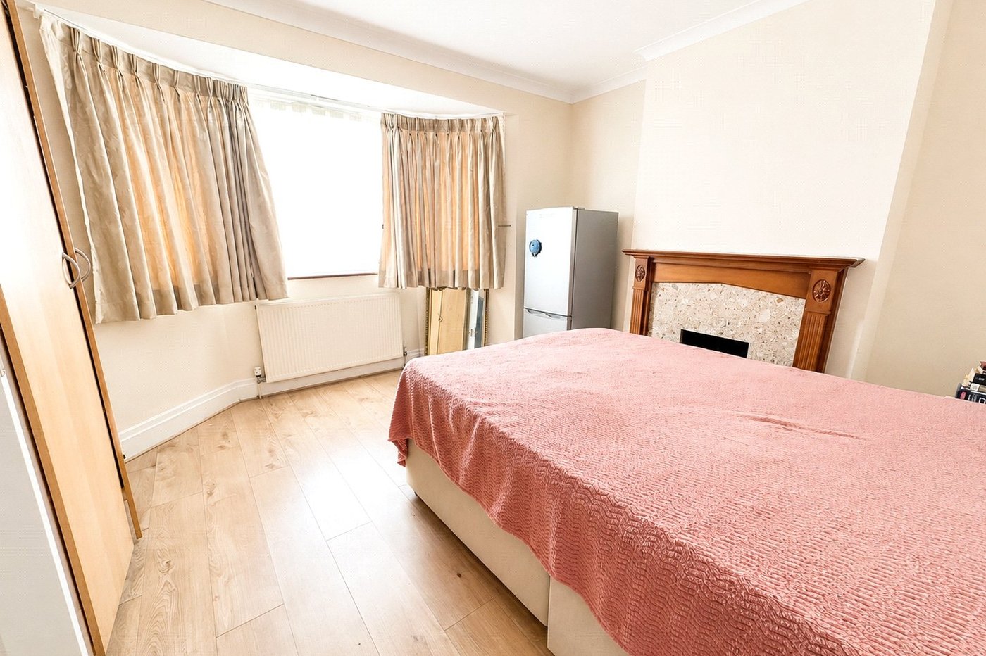 3 bedroom house for sale in Bromley | Robinson Jackson