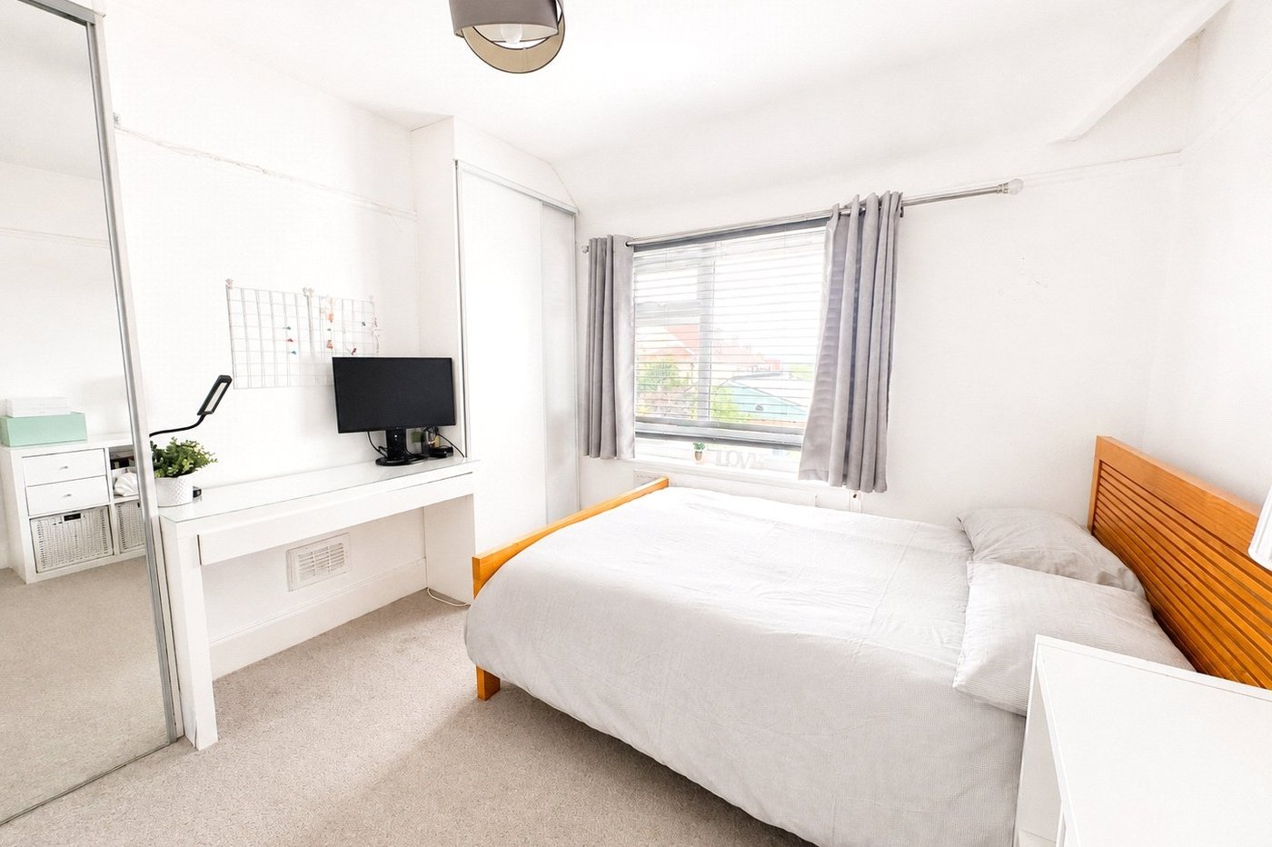 3 bedroom house for sale in Bromley | Robinson Jackson