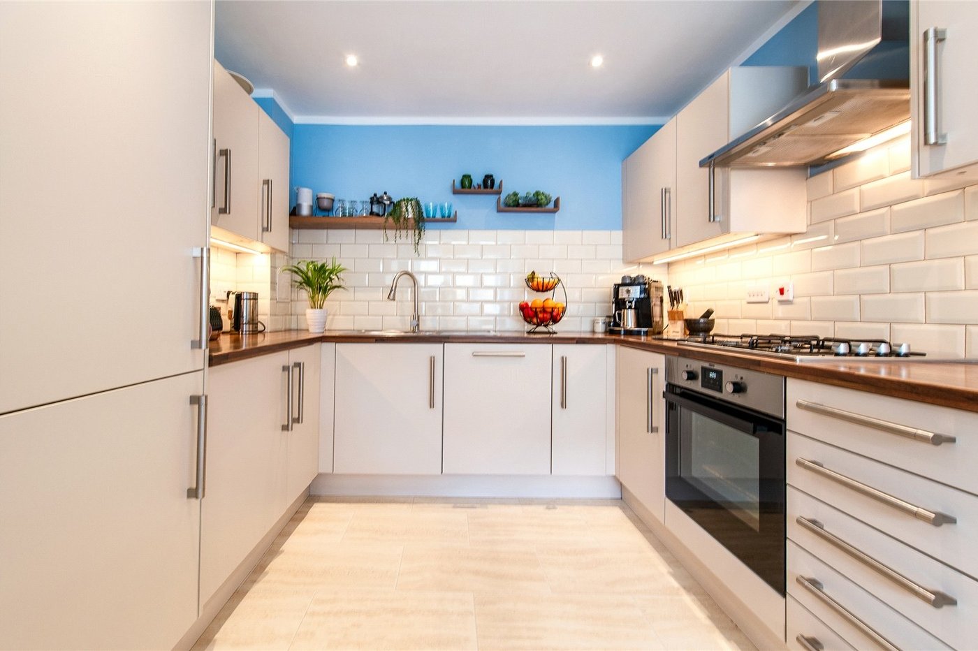 3 bedroom house for sale in Oakwood Park | Robinson Michael & Jackson